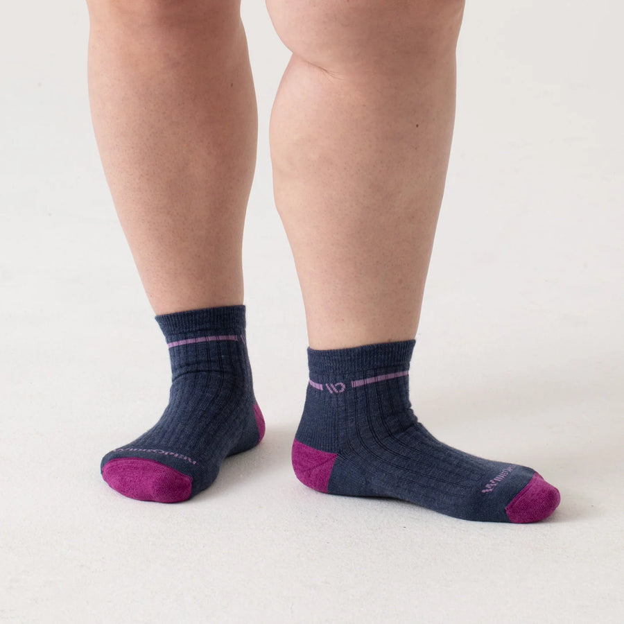 Wide Open Women's Single Stripe Cushion 1/4 Wide Width Sock (9501)