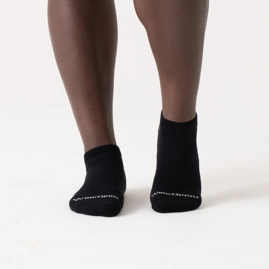 Wide Open Men's Solid Cushion No Show Wide Width Socks (9000)