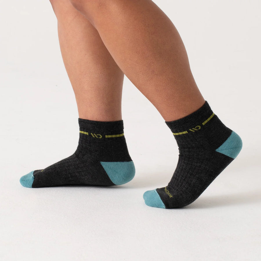 Wide Open Women's Single Stripe Cushion 1/4 Wide Width Sock (9501)