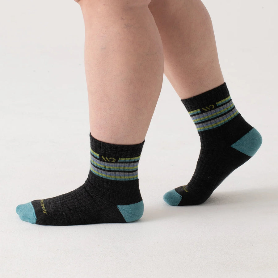 Wide Open Women's Multi Striped Micro Crew Wide Width Socks (9502)