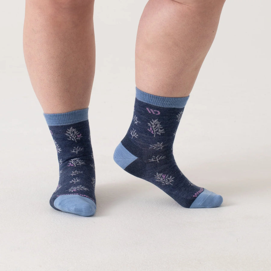 Wide Open Women's Lightweight Micro Crew Wide Width Socks (9503)