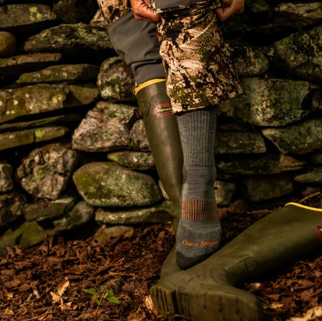 Darn Tough Women's Midweight Cushion Hunt Socks (2107)